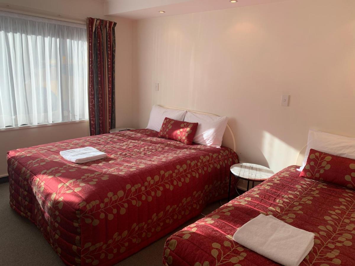 755 Regal Court Motel Dunedin Extérieur photo
