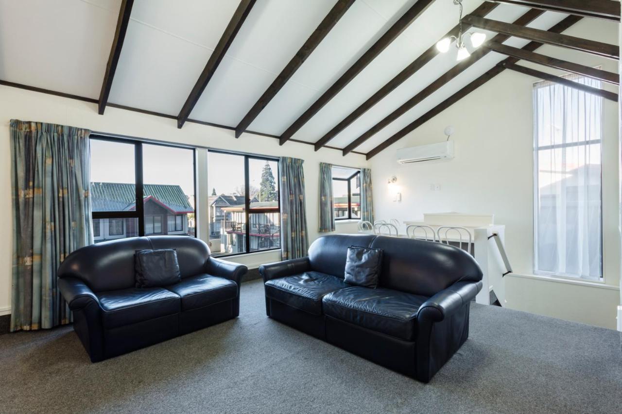 755 Regal Court Motel Dunedin Extérieur photo